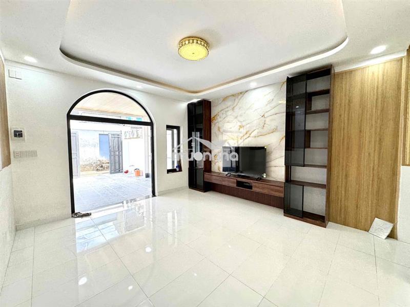 Chủ gởi bán nhà cấp 4 p.quang vinh,4,4x18=76m2,2pn,ngaytrường hoà bình
