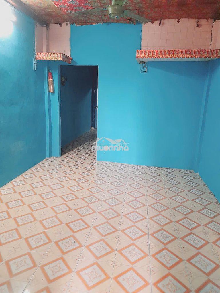 Nhà nguyên căn 2 tầng 80m2, 5pn, xe hơi đỗ cửa_chính chủ cho thuê