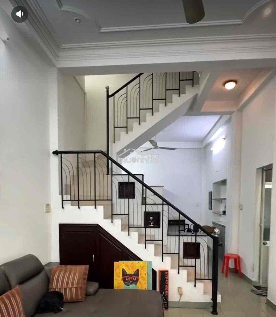 Cho thuê nhà hxh cmt8 5,5x10 kết cấu 1 trệt 2 lầu 4pn 3wc - 2