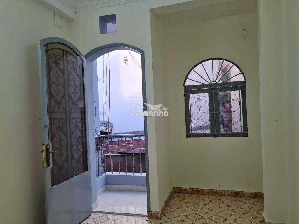 🔥Nhà thuê q5🔥
🏠🏠 cho thuê nhà nguyên căn nguyễn văn cừ q5 - 4