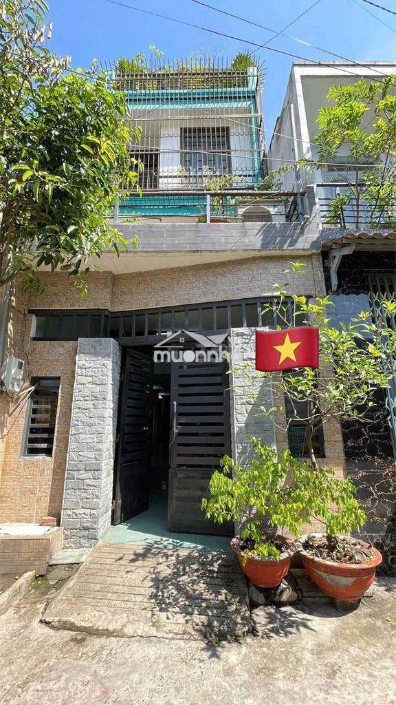 Cần bán gầp nhà pttn q12 gần chợ lac quang dt 4x19 1 trệt 2lầu 6tỷ180