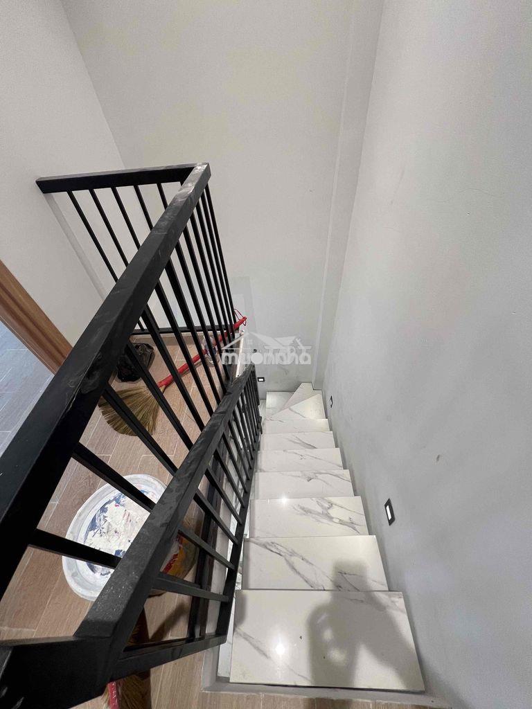 Nhà mới xây 2pn - 2wc gần phú mỹ hưng, hẻm huỳnh tấn phát, dọn vào ở . - 3