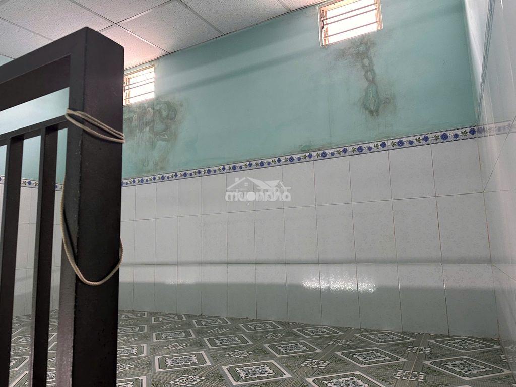 Phòng trọ cho thuê có gác lửng 20m2 - 2