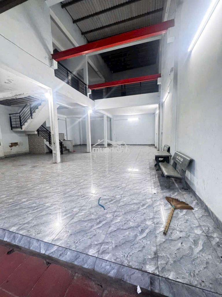 🍀Nhà rẻ 10x16m đúc 3 tấm tây lân....13 frieeuj