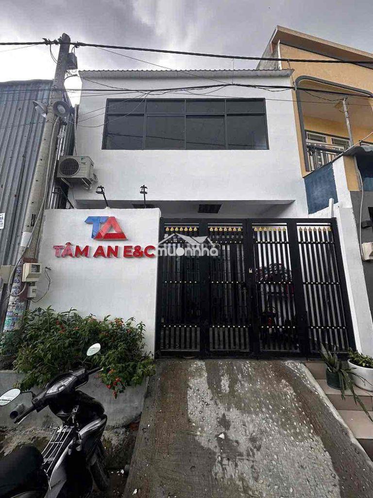 🔥🔥🔥 Nhà 2 tầng 3pn 2wc hẻm xe tải long thuận q9