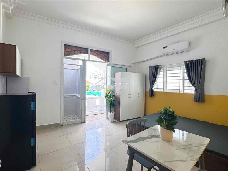 Studio ban công full nội thất mới 100% mặt tiền nguyễn thị thập quận 7