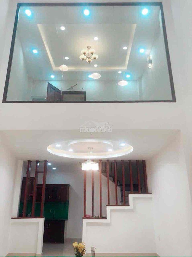 Nhà mới keng y hình- hxh trục thẳng- dt 4x10m - 5 tầng - 3