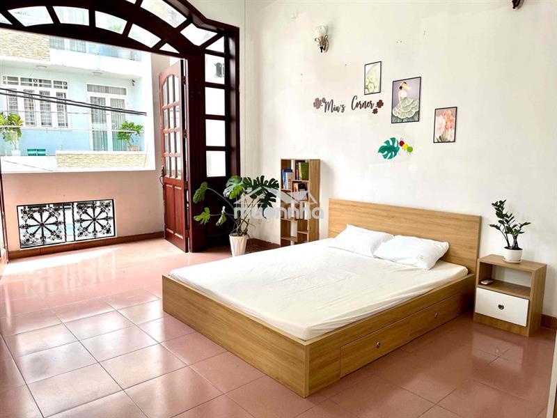 Phòng 55m2. pk+ tách bếp - pn master - full nội thất