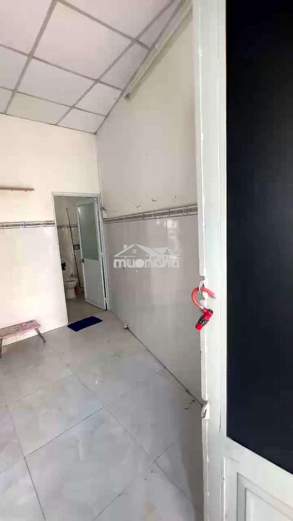 Nhà nguyên căn cấp 4, 5x7m, 2pn (1 kín+1 hở),gần trường phạm văn chiêu - 2