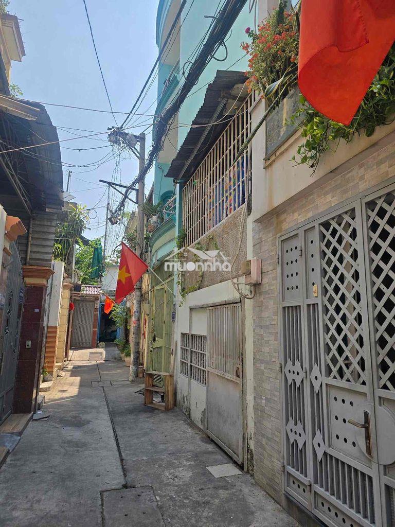 Hàng hiếm p.22 - bán nhà 2 tầng 42m2 - sát hẻm xe hơi sát vách quận 1
