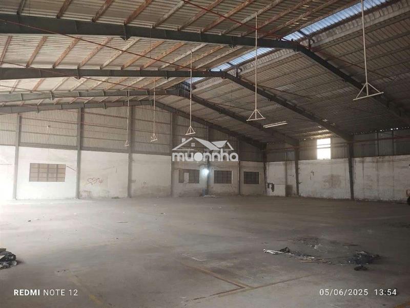 Cho thuê nhà xưởng 1300m2 giá thuê 60 triệu/ tháng