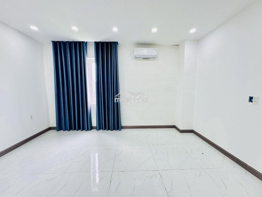Nhà compound rosita khang điền - nguyễn duy trinh q9 - 4pn 4wc -3 tầng - 4