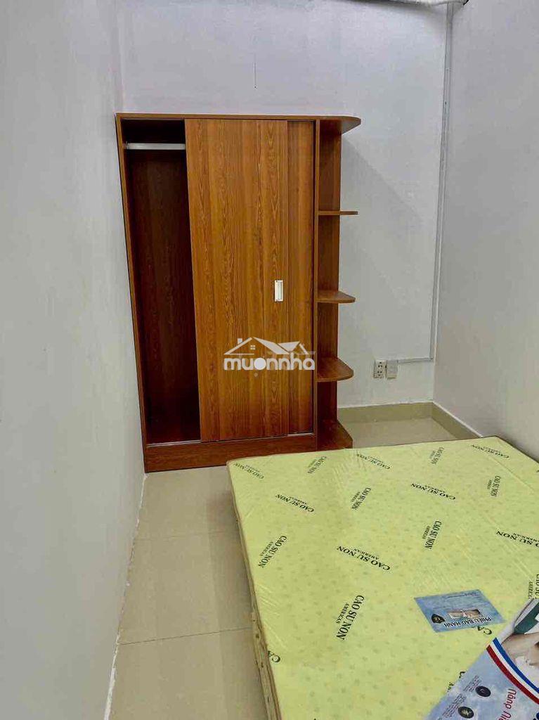 Căn 2pn 1wc nội thất đầy đủ quận 3 gần vòng xoay dân chủ - 3