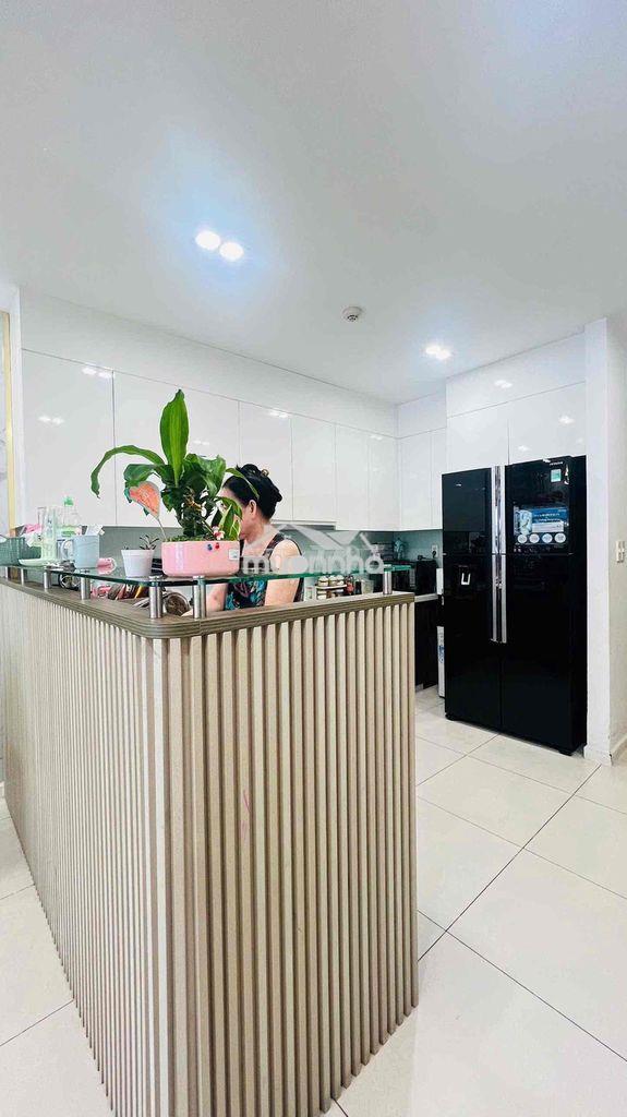 Căn hộ 2pn 2wc 81m2 đầy đủ nội thất the gold view