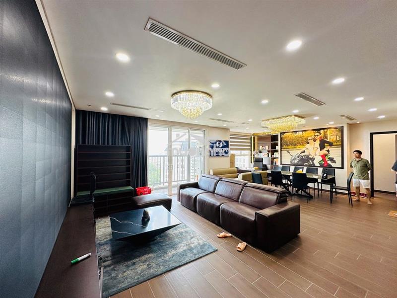 Căn góc 110m2 hướng đn. view ngắm công viên + xem pháo hoa + máy bay