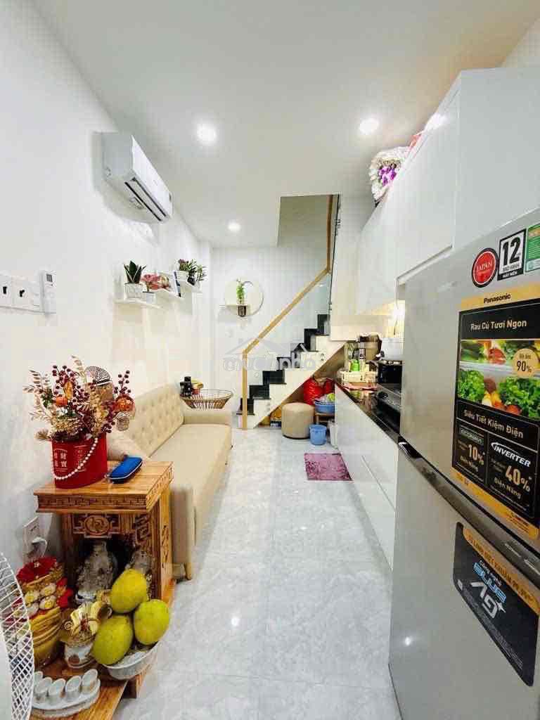 Hẻm trước nhà 3m - 3 tầng - an ninh - 2