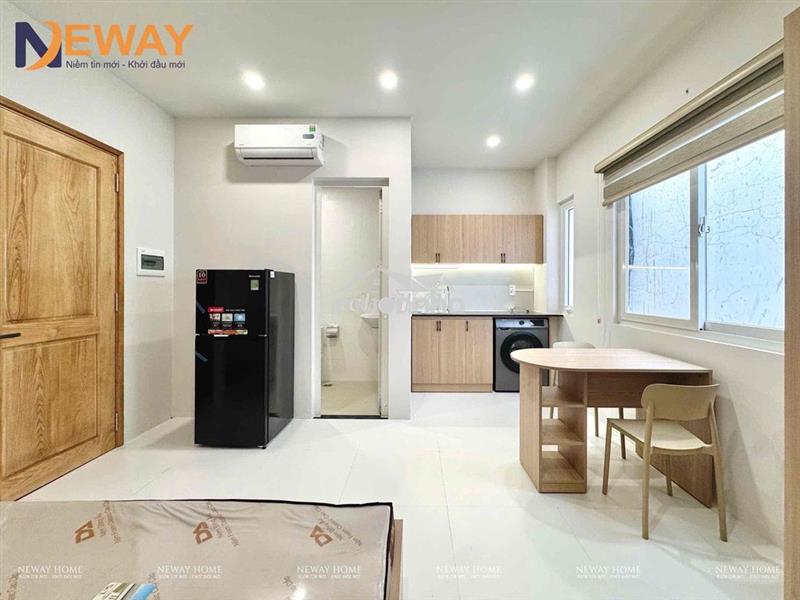 Khai trương căn hộ cao cấp -  full nội thất - ngay etown cộng hoà
