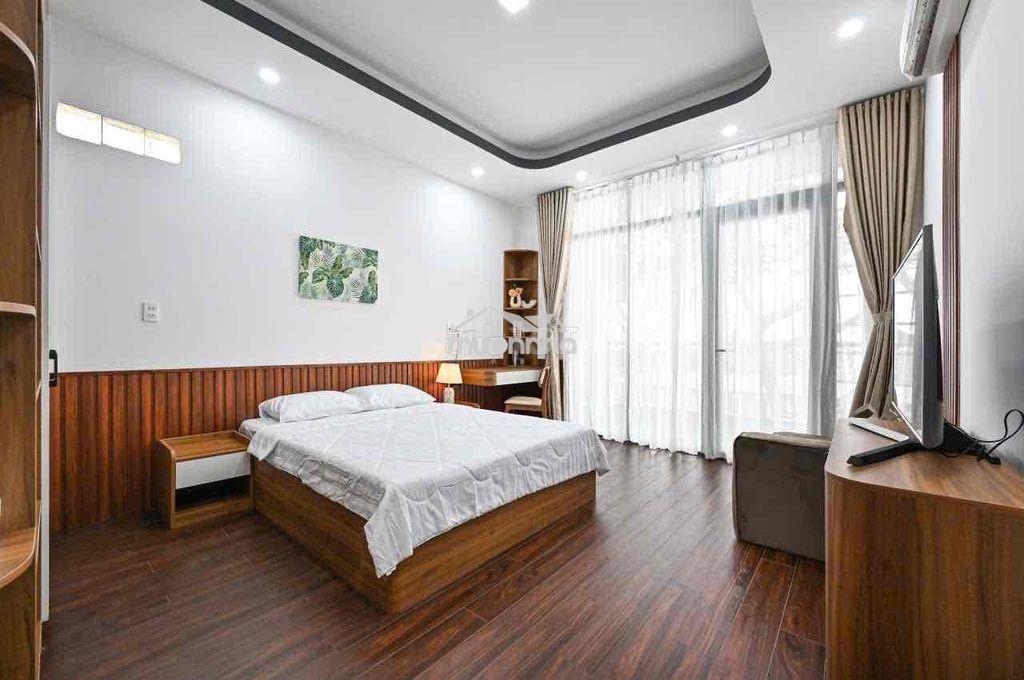 Cho thuê căn hộ full nội thất tách bếp có ban công gần bờ kè hoàng sa - 3