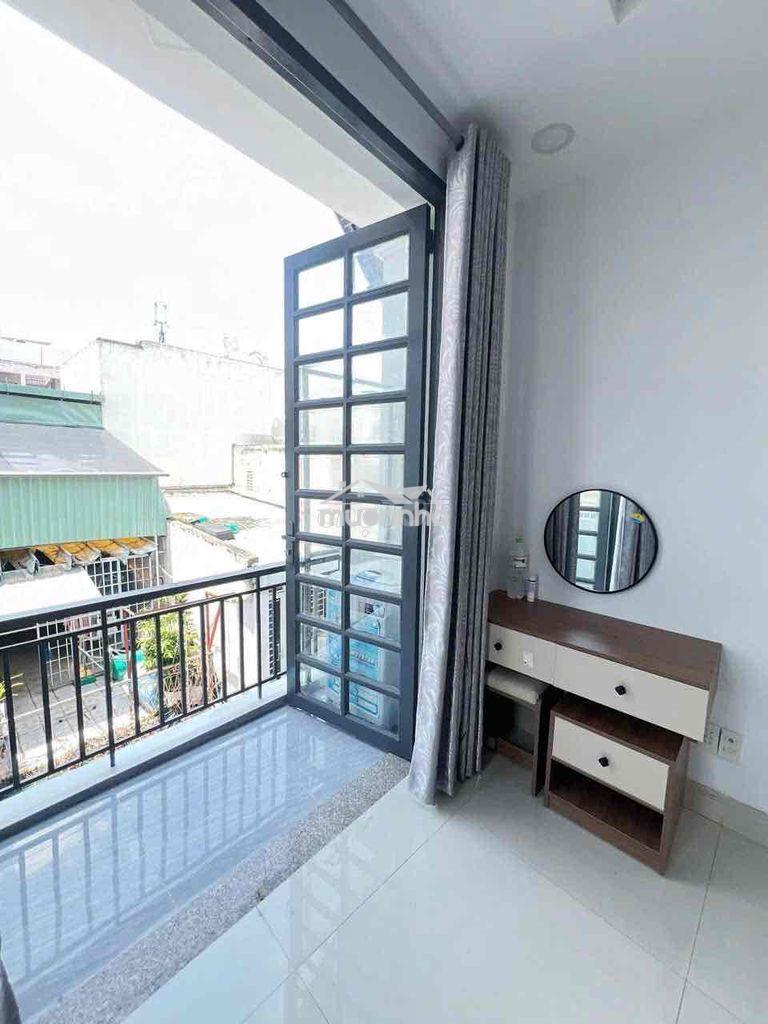 Chỉ 6tr có ngay 1 phòng ngủ / tách bếp / ban công gần hà đô q10