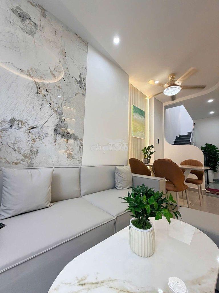 Chỉ hơn 100t/m2 , nhà bình thạnh mới đẹp sát q1 - 3