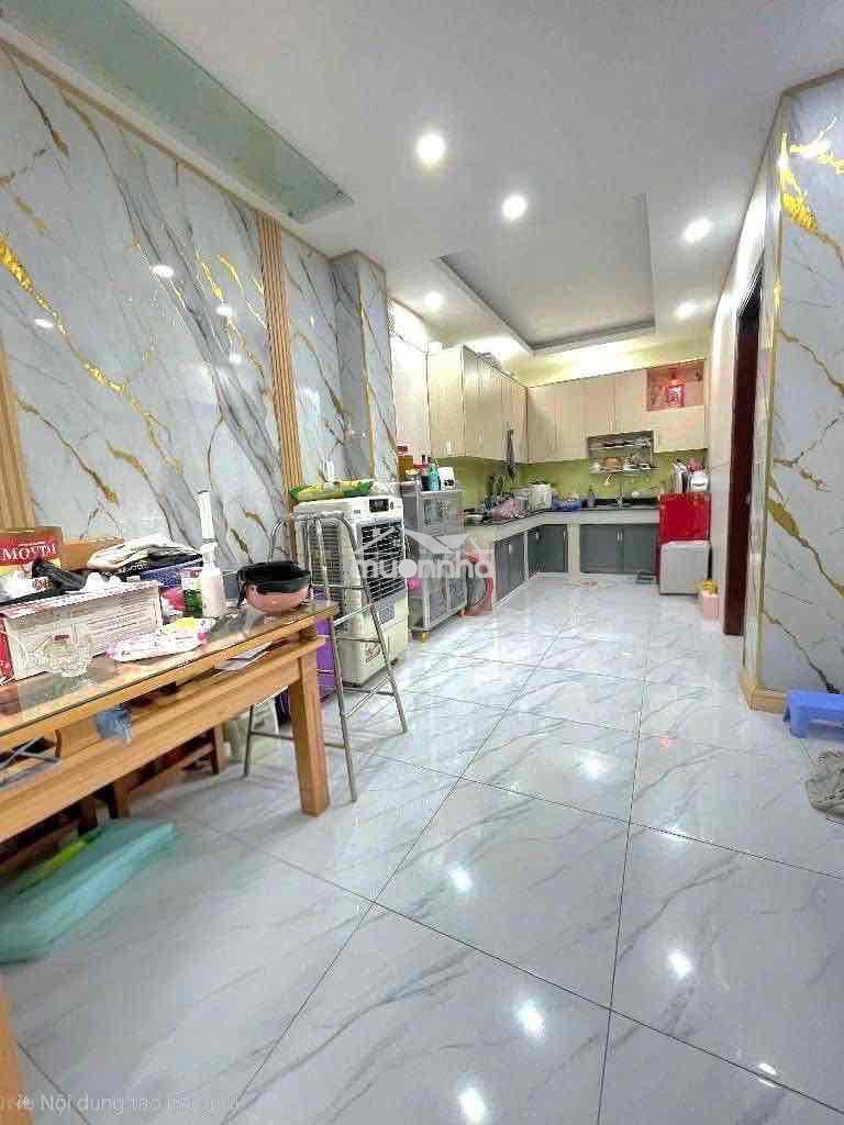 💥💥💥Ngay chung cư phúc yên phan huy ích-2 tầng kiên cố-dt 5mx14m-4pn