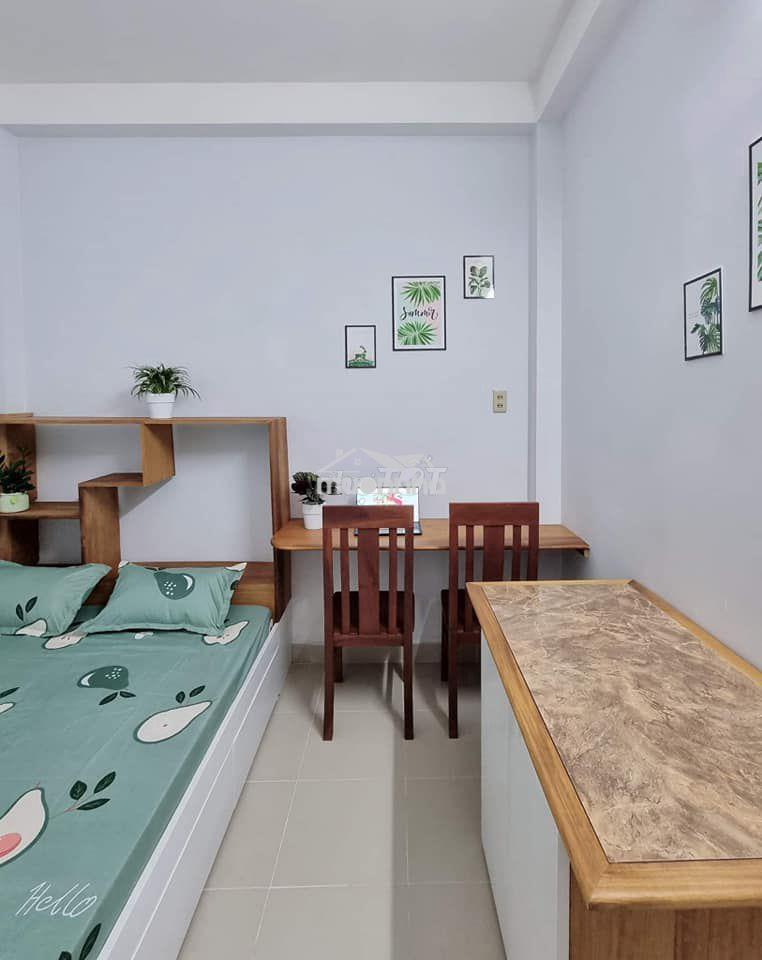 Chỉ 4 triệu - phòng mới trung tâm q1 - 3