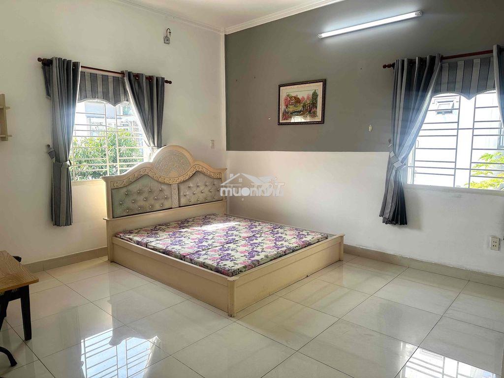 Phòng 28m trong căn nhà to - Ảnh 2