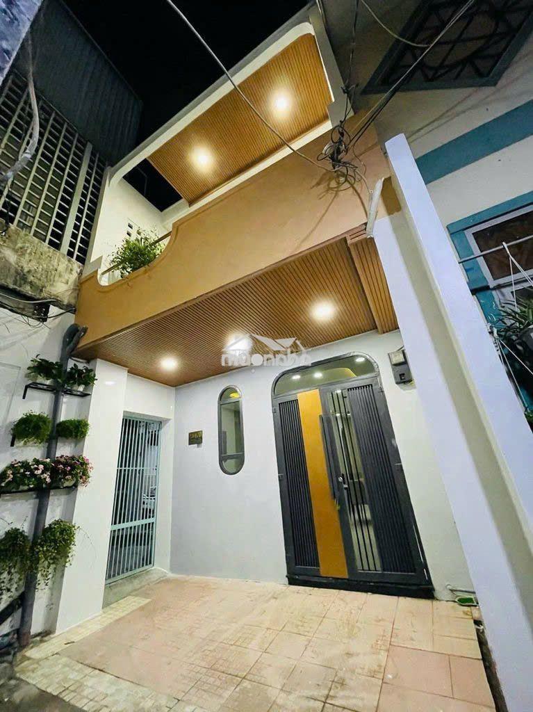 Cho thuê nguyên căn mới 100% 2pn 2wc đủ nội thất gần cầu băng ky 14tr