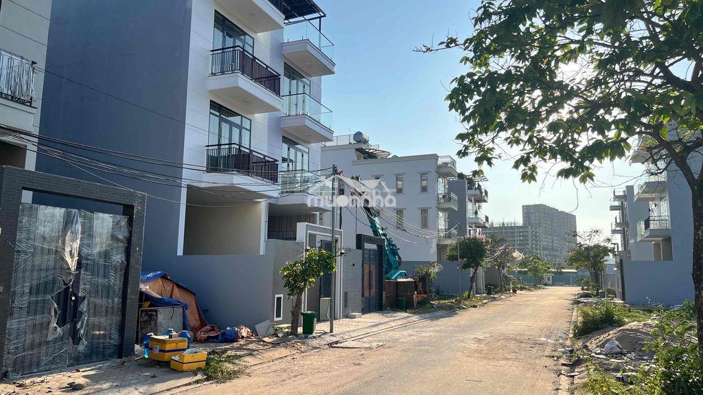 7.5ty -chính chủ bán nhanh- nền 5mx20m - mt đường 12m giáp chung cư - 2