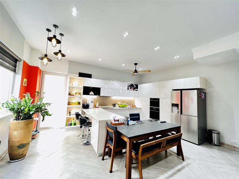 Giá tốt bt melosa khang điền -15tỷ - 8x18m 3 lầu - có nội thất đẹp