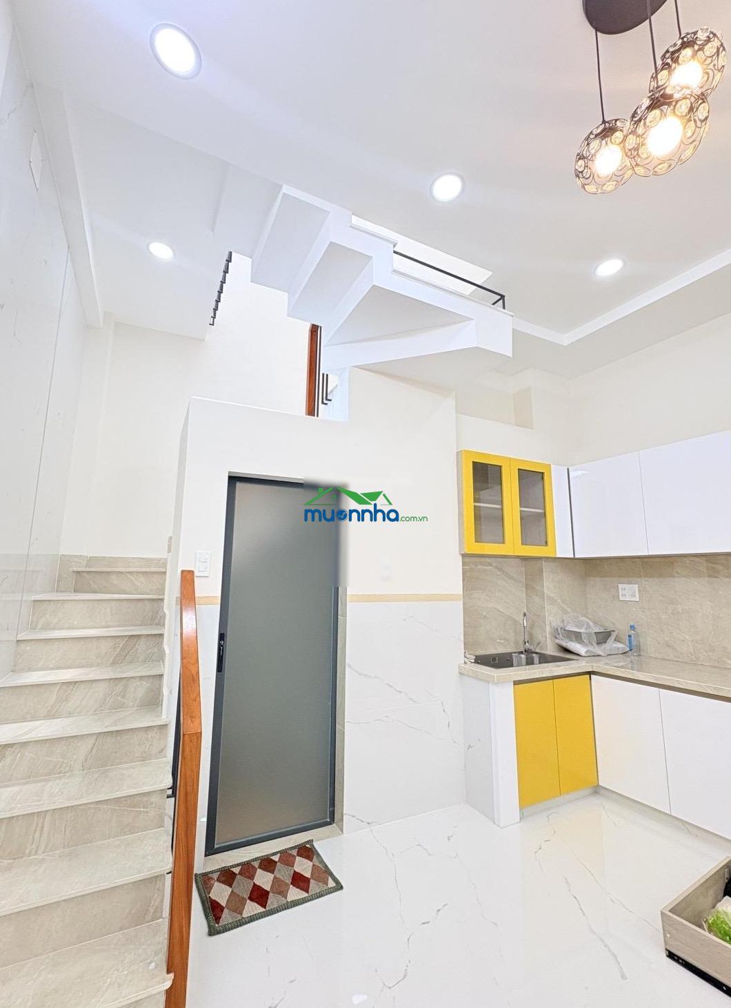 Nhà đẹp / lạc long quân tâm huyết xây mới - tặng nội thất cùng thiết bị vật tư cao cấp: 5,7 tỷ tl - 2