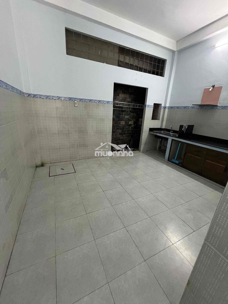 Cần cho thuê nhà hx tải 4.5x14m 1 lầu 2pn 2wc nhà mới 10tr tháng - 2