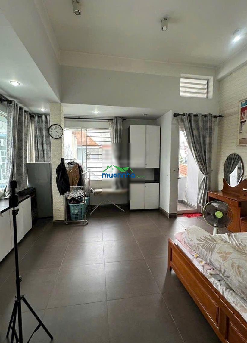 Chính chủ cần bán gấp đường nguyễn văn quá q12 dt: 6.7 x 12.5 trệt lầu sân thượng nhà còn mới đẹp - Ảnh 4