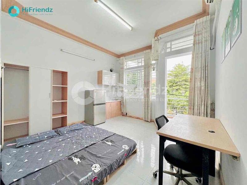 Studio ban công giá rẻ gần cầu phú mỹ quận 7