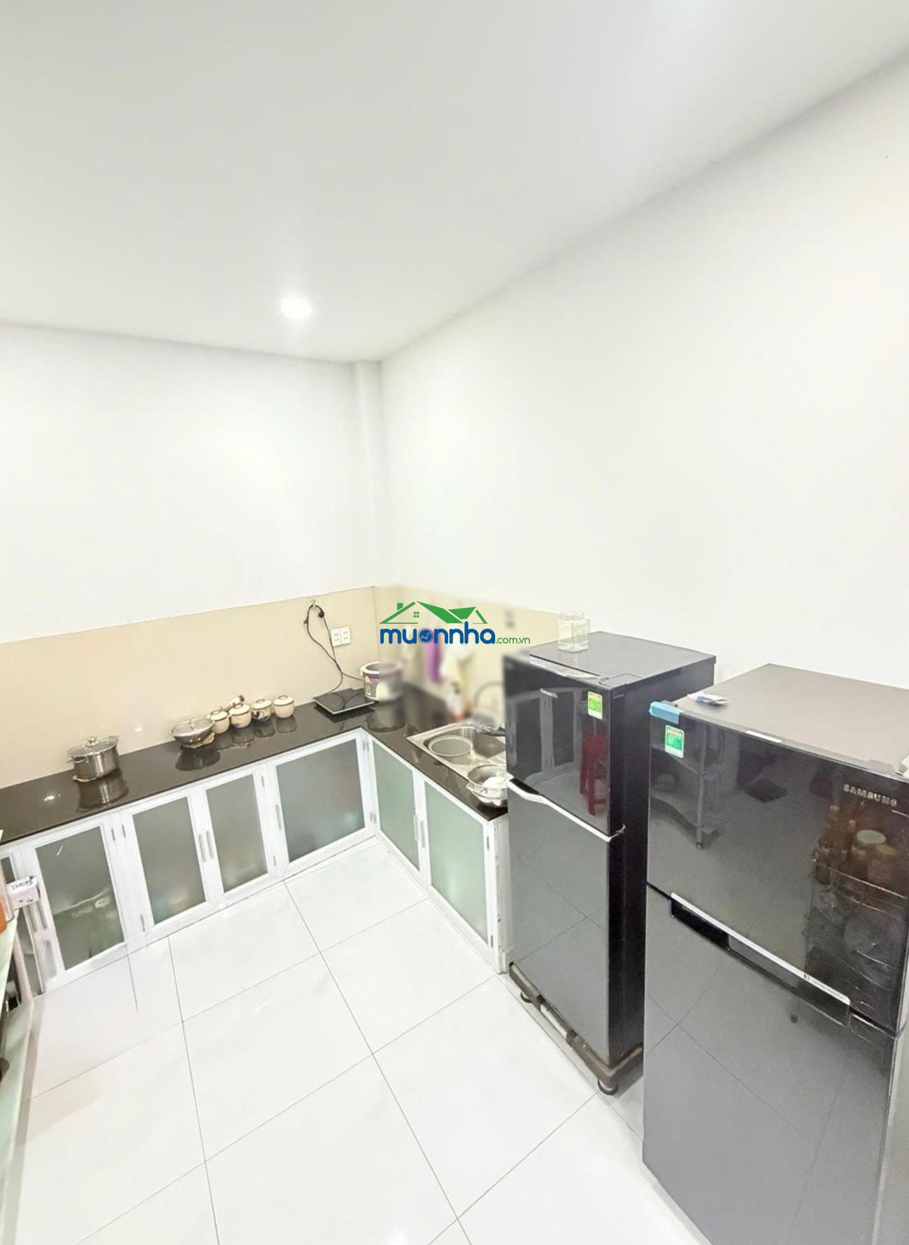 Nhà hẻm 737/ đường lạc long quân tân bình, 4.3x10m, 2 tầng btct, 2pn 2wc giá 4.55 tỷ