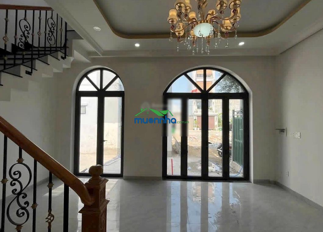 9,2 tỷ nhà 5t mới 100% thang máy phường hiệp bình chánh phạm văn đồng 51 m2 ngang 4,8m, hướng đông - 4