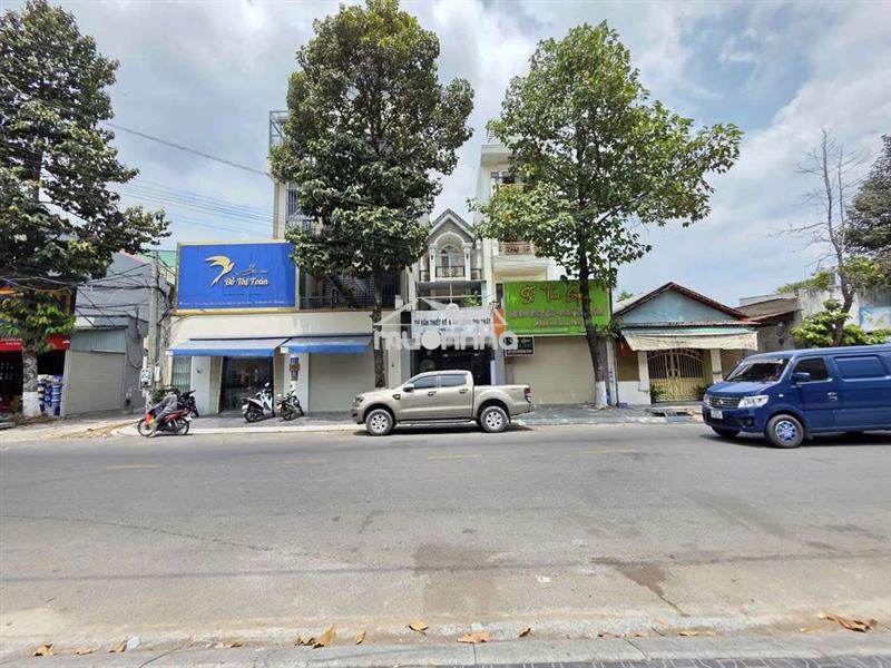 Nhà 3 lầu hoàn công mặt tiền kinh doanh gần bigc go và chợ dĩ an 1