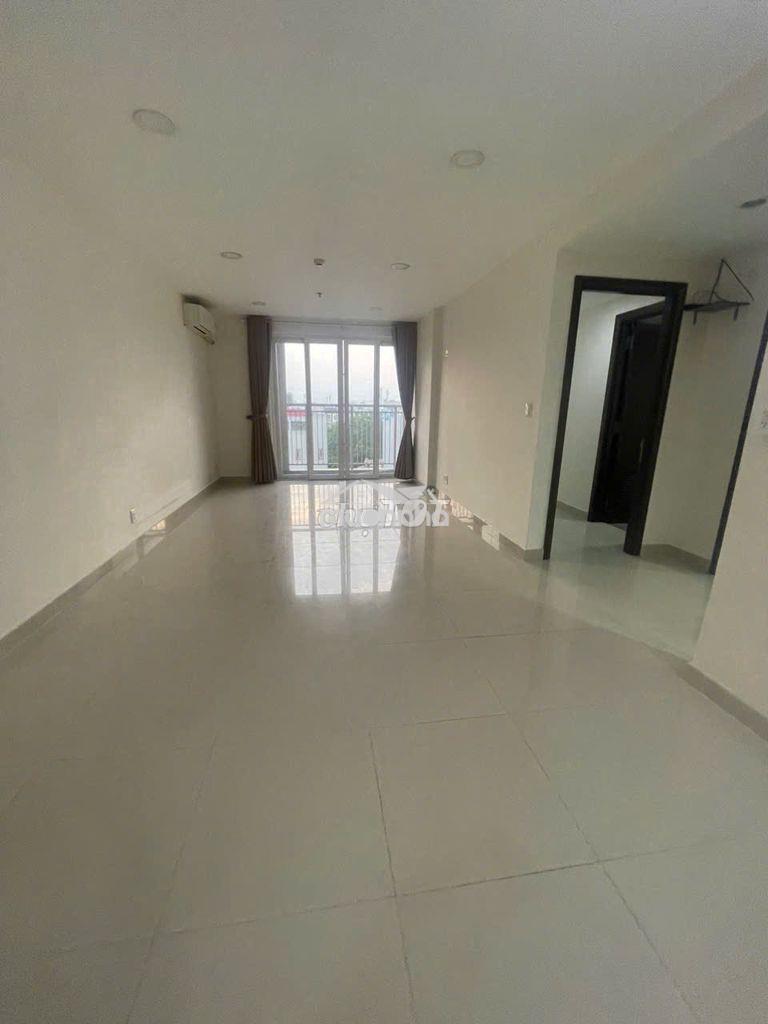Cho thuê căn hộ 2pn block a, không nội thất