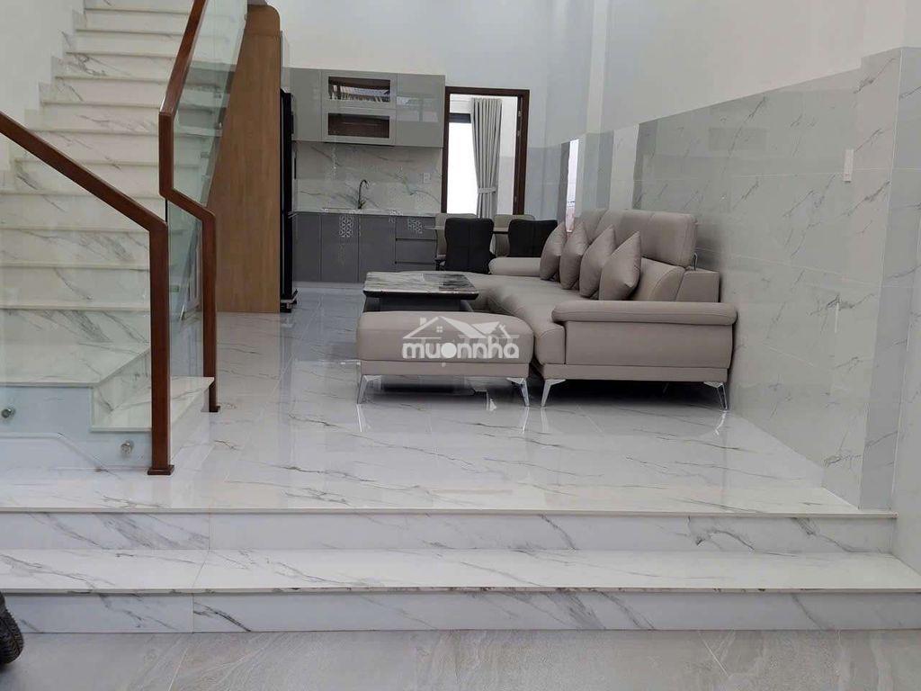 Nhà rộng rãi 70m2 ngay trung tâm thị trấn nhà bè sát q7 - 2