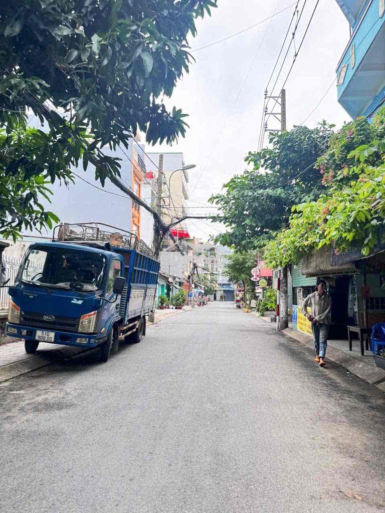 Cho thuê nhà 1/ phạm văn chiêu 4mx15 2pn.2wc giá 6.7tr - 3