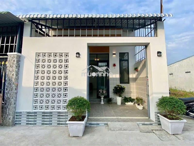 Nhà mới xây - vòng xoay an lạc - giá 830tr -shr