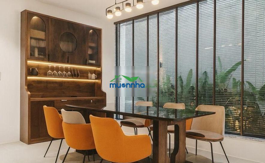 Tòa nhà trần hưng đạo q1. dt236m 12 x 20. giá 66 tỷ, hầm 8 tầng.khu bộ công an.gần chợ bến thành