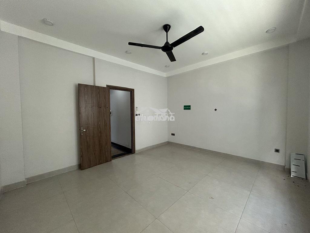 Văn phòng trống cạnh vành đai tây, pan khánh, q2 (45m2). giá 11tr/th - 4