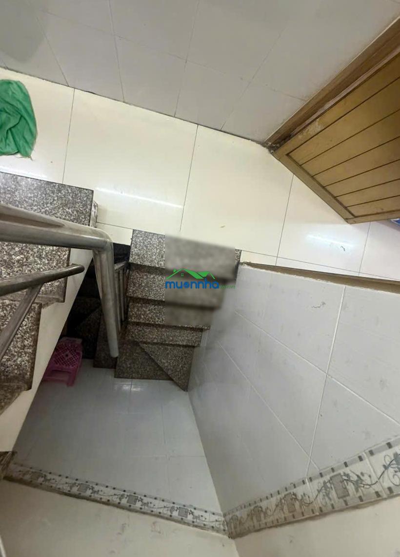 Nhà hẻm ôtô lê quốc hưng q4 - 2,1x8m (3 lầu) 4tỷ250 - 4