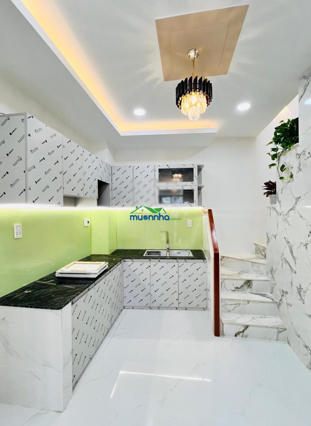Nhà mới vào ở ngay quận 8 - 3 tầng - 4pn. nhỉnh 4 tỷ