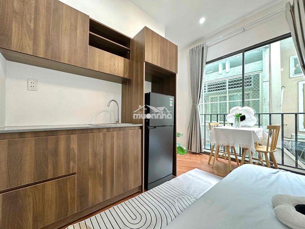 Studio cửa sổ trời nội thất gần chợ bến thành quận 1 - 3