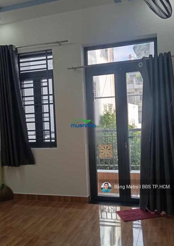 Lung linh nhà đẹp, ngay công viên phần mềm quang trung, 54m2 3 phòng ngủ sổ hồng riêng, 3.79 tỷ - 2