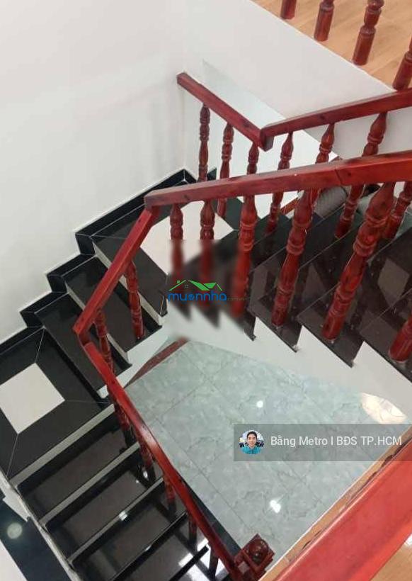Lung linh nhà đẹp, ngay công viên phần mềm quang trung, 54m2 3 phòng ngủ sổ hồng riêng, 3.79 tỷ - 4