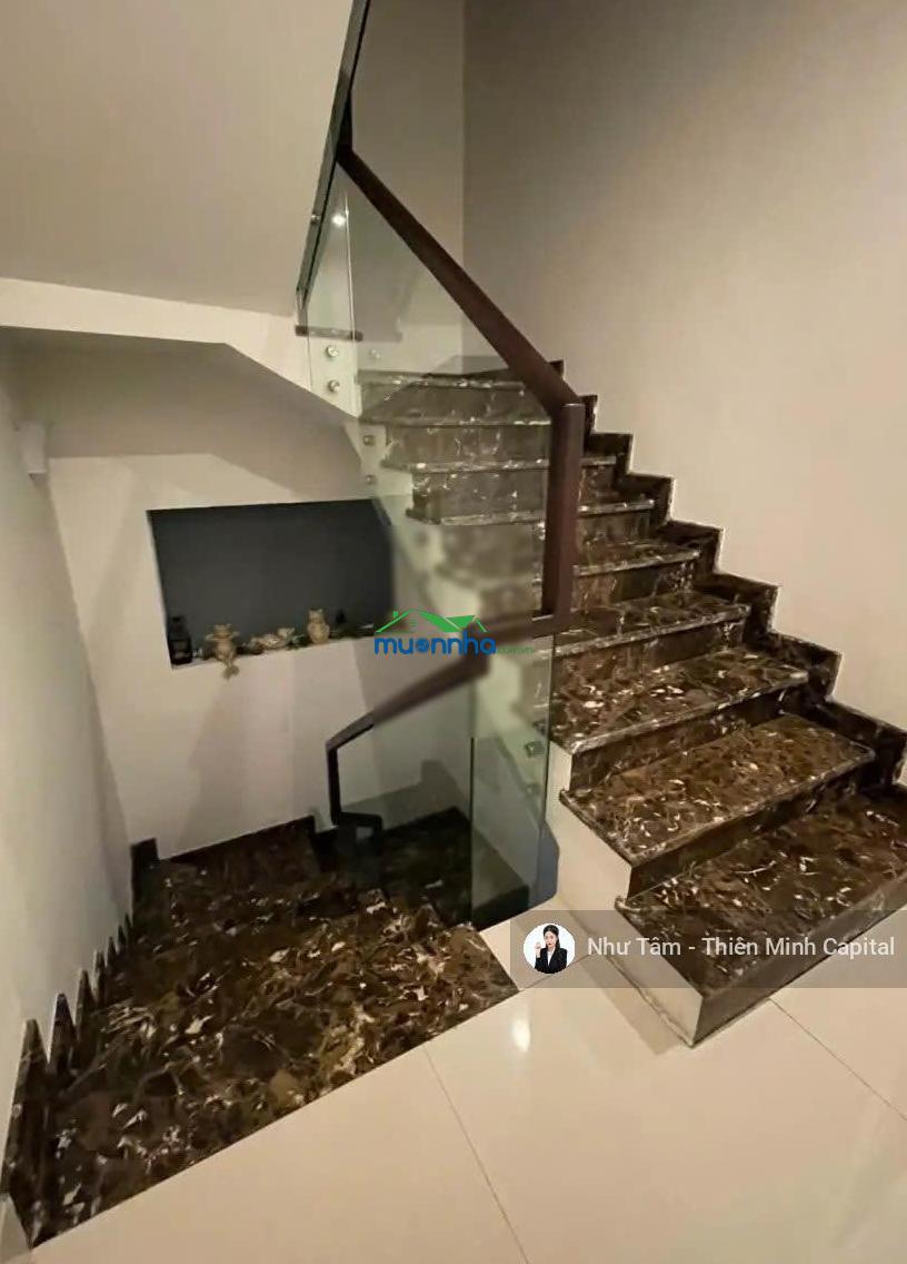 Vip! ngang 10m, nhà đẹp có thể vào ở ngay đường nam kỳ khởi nghĩa, quận 3, dt: 10m x 10m. chỉ 19 tỷ