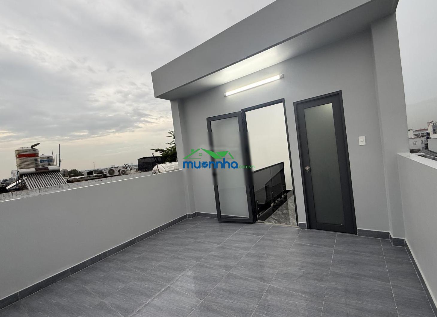 Nhà đẹp 5 tầng - hẻm xe hơi - ngay vạn phúc city